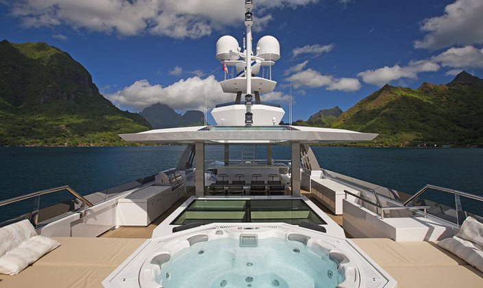M/Y ‘Big Fish’ Open for New Year’s Charter in Asia