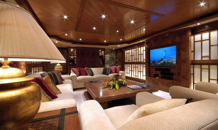 POLLUX Offers Charter Deal