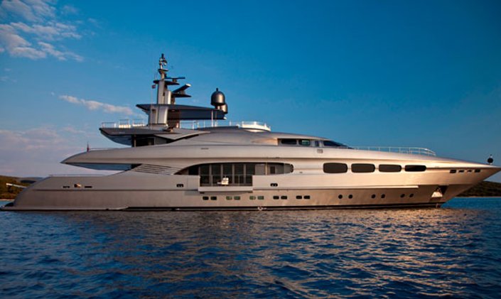 Superyacht Streamline For Charter From July 2013