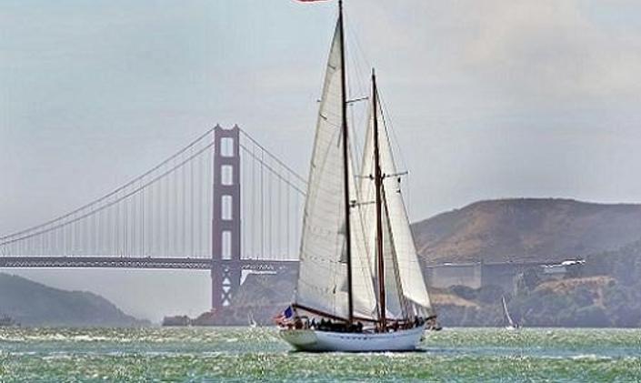 Sailing Yacht EROS in Mexico