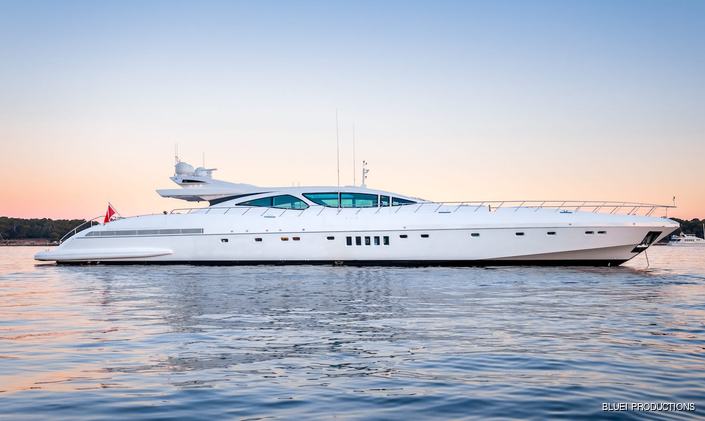 Sleek 40m BEACHOUSE available for Mediterranean charters