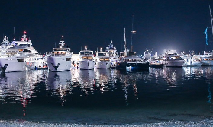 Dubai International Boat Show 2018 now underway