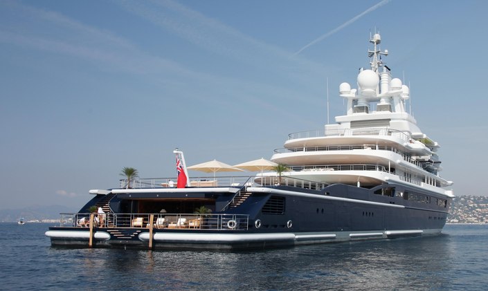 M/Y LUNA No Longer for Charter