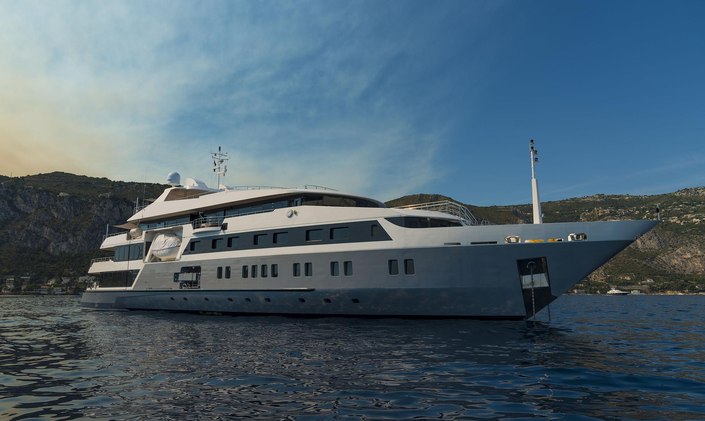 72m SERENITY available for yacht charter in iconic Red Sea