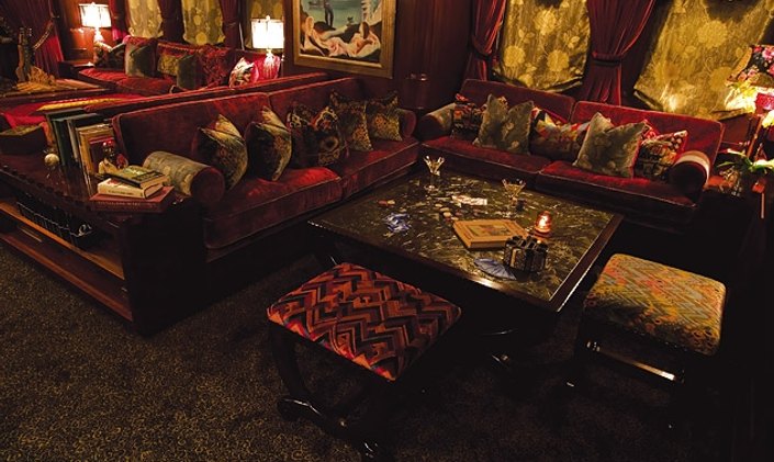 Classic Yacht AMPHITRITE Offers Charter Discount 