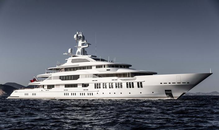 Brand new for charter: superyacht CLOUD 9 joins the fleet