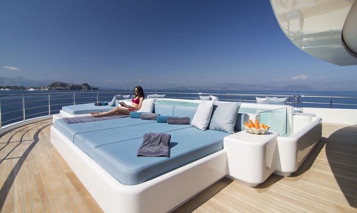 Charter 85m M/Y O’PTASIA in Cuba 