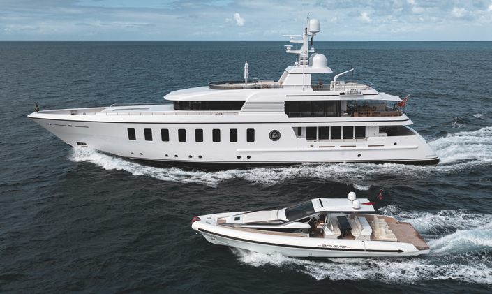 45m yacht GLADIATOR offers discount for a Thanksgiving luxury charter