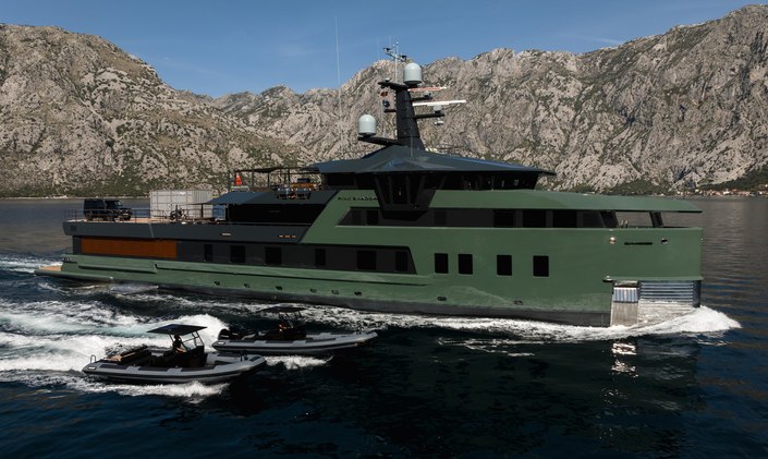 Superyacht Charter PINK SHADOW Leads Second Wave Of YachtBuyer Hall Of Fame Inductees