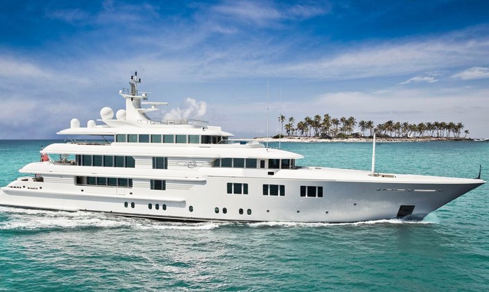Amels M/Y ‘Lady S’ changes name to ‘Lady E’  