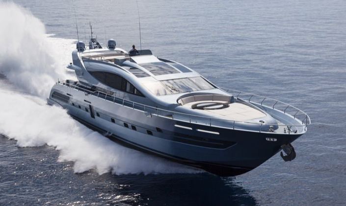 Reduced rates for enchanting Italy yacht charters with motor yacht 55 FIFTYFIVE 