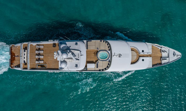 LADY ELAINE (ex-Casino Royale) available for summer charters in New England