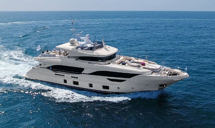 Mediterranean charter deal: M/Y URIAMIR offers special rate