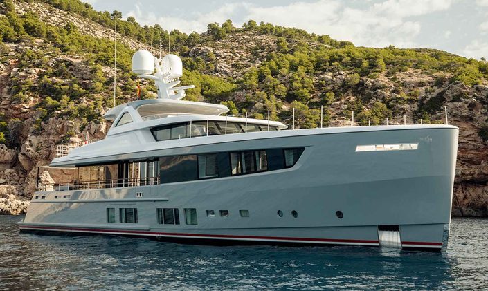 Be among the first to charter brand new M/Y CALYPSO