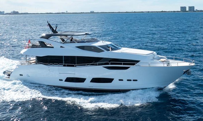 Yacht rental NIGORA offers 10% off September Italy yacht charters