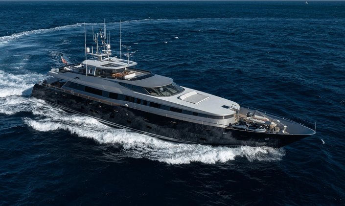 Luxury Yacht Charter AURA Returns to the Mediterranean Following Extensive Refit and 2026 Upgrades
