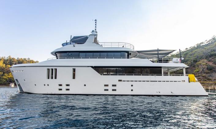 Superyacht ZEEMAR Joins the Croatia Yacht Charter Scene for East Mediterranean Escapes