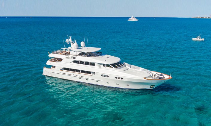 Explore the Bahamas on special weekly rates from 42M MISS STEPHANIE