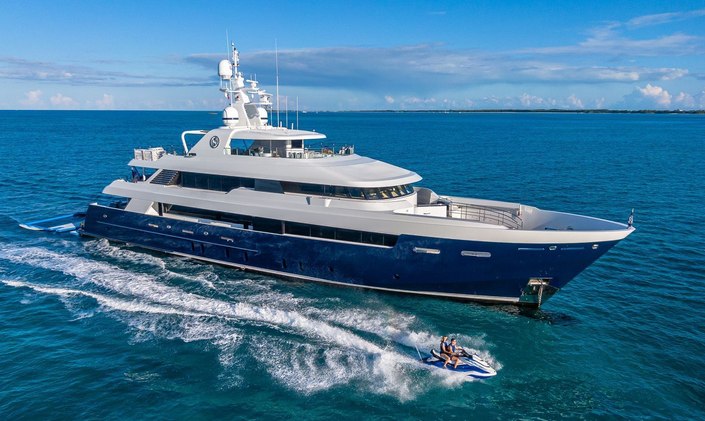 Answer the call of Tahiti with 46m charter yacht PISCES