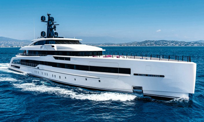 62M CRN superyacht RIO joins Bahamas yacht charter fleet