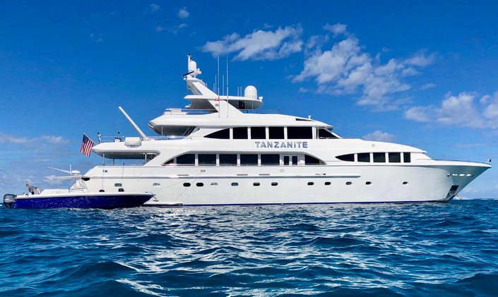 TANZANITE opens Caribbean yacht charter bookings for winter 2026/2027