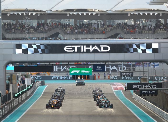 4 things to do at the Abu Dhabi Grand Prix away from your superyacht 