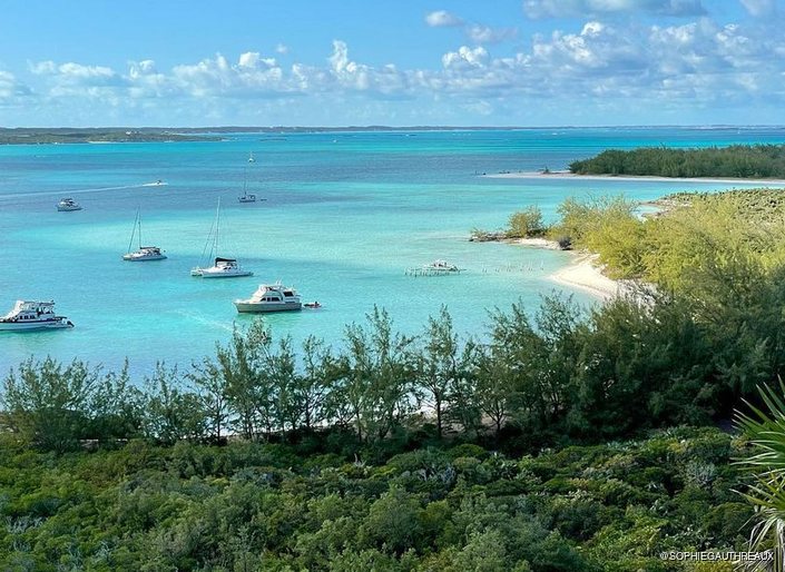 5 stunning beaches to visit in the Exumas during your luxury charter in the Bahamas