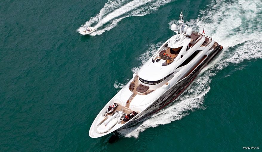 liberty-yacht-charter-price-isa-luxury-yacht-charter