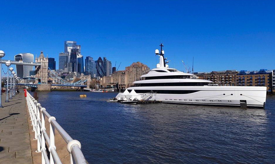 Newly Delivered Lürssen Superyacht ODISEA Drops Anchor by London's Tower Bridge 