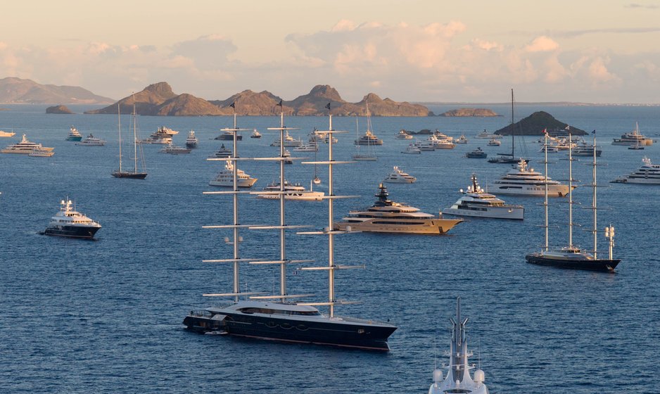 Welcoming 2026 with a bang! St Bart's New Year's Eve celebrations break records with largest ever fleet of Caribbean yacht charters 