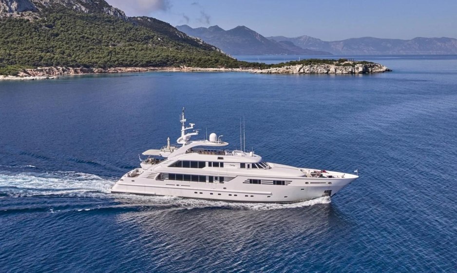 Luxury Yacht Rental OASIS Offers Extended Yacht Charters in Greece for 2027