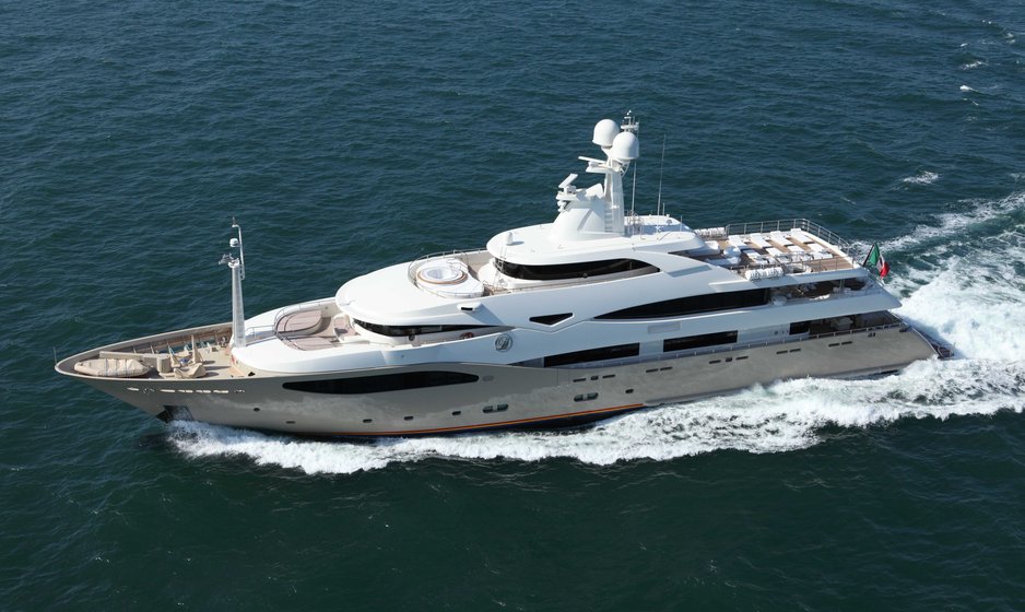 CRN 60 Superyacht LIGHT HOLIC Rejoins Charter Market Under New Name Following Successful Sale