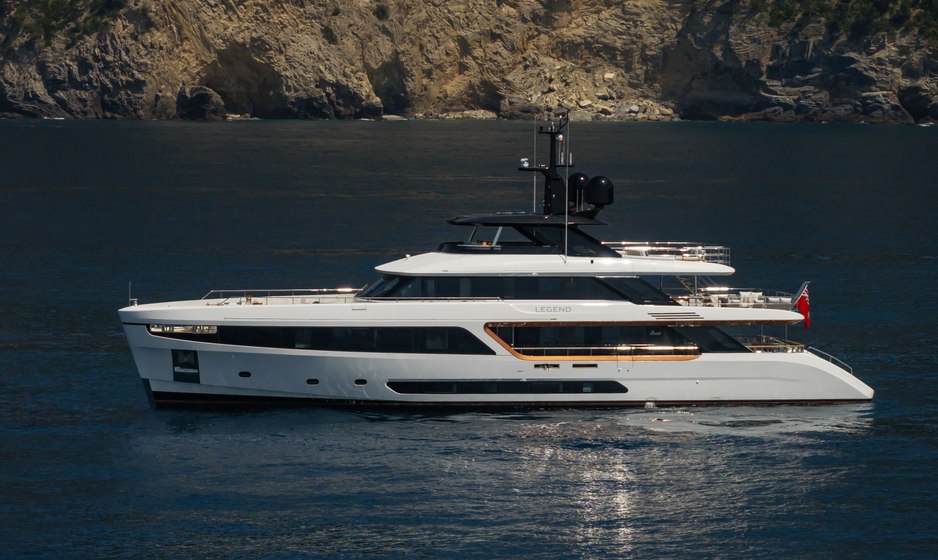 Benetti yacht LEGEND unveils 10% saving for May charters on the French Riviera