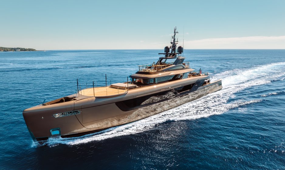 Charter Yacht RAJA² Wins Best Motor Yacht Over 40 Meters at 2026 Yacht & Aviation Awards
