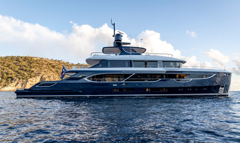 Brand-New Benetti Superyacht LIV LOVE Joins Caribbean Yacht Charter Fleet