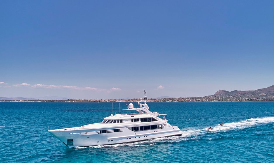 Charter Yacht OASIS Announces 10% Discount on Greece Yacht Charters for June 2026