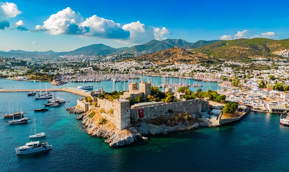 Scorpios Bodrum Temporarily Closes Mid-Season