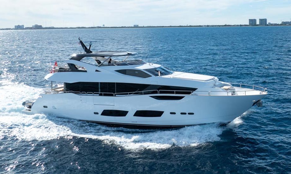 Yacht rental NIGORA offers 10% off September Italy yacht charters
