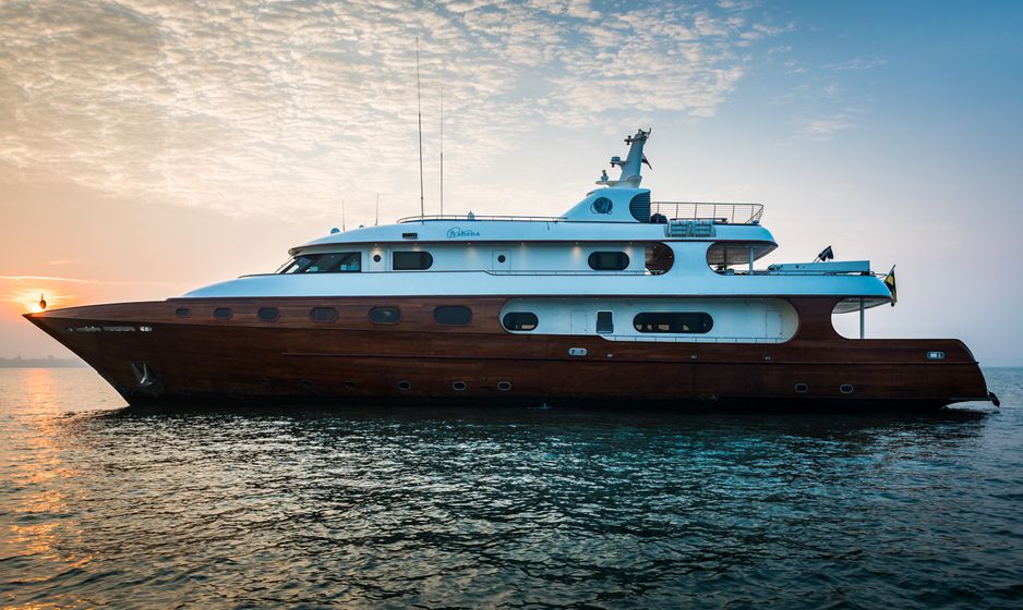 ASHENA Announces Last-Minute Availability for March and April Maldives Yacht Charters