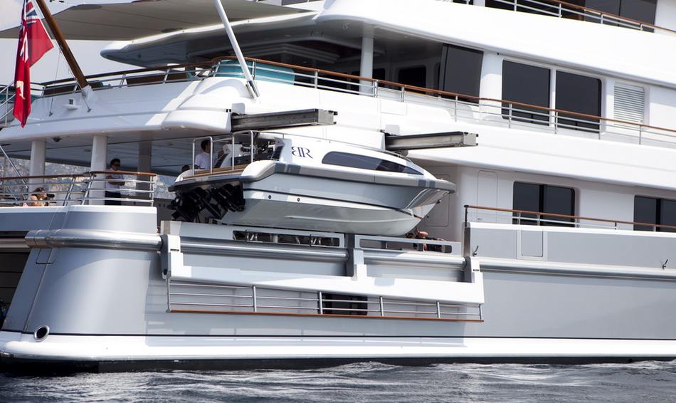 10 Top Charter Yachts With Limousine Tenders Image 1