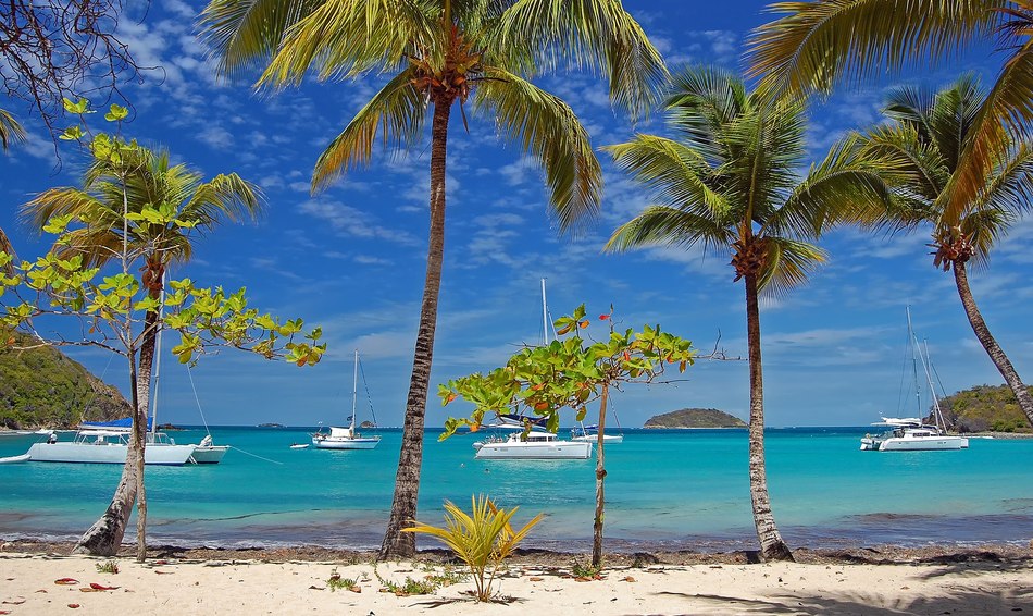 10 Of The Best Anchorages In The Caribbean Image 1