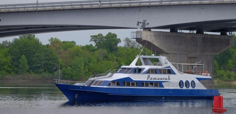 Romantic Charter Yacht