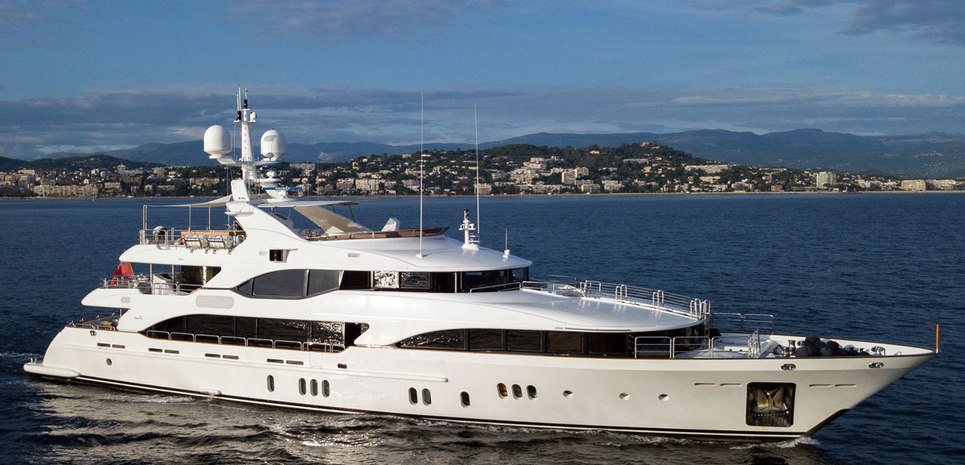 Hom Charter Yacht