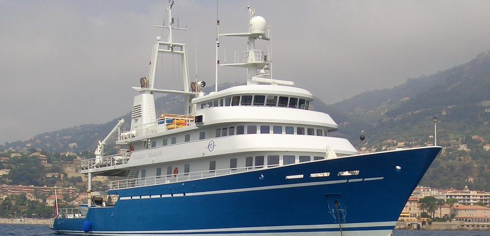 motor yacht blue shadow