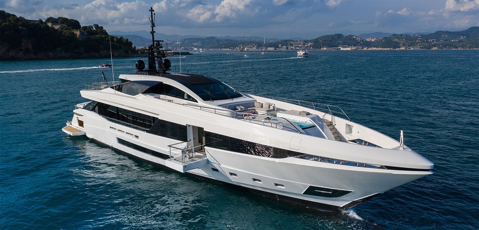 MA Charter Yacht