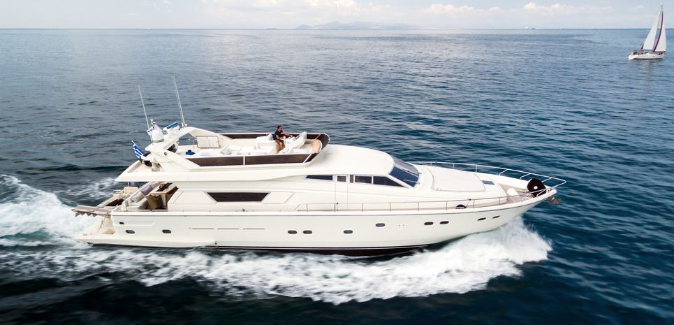 Vento Charter Yacht