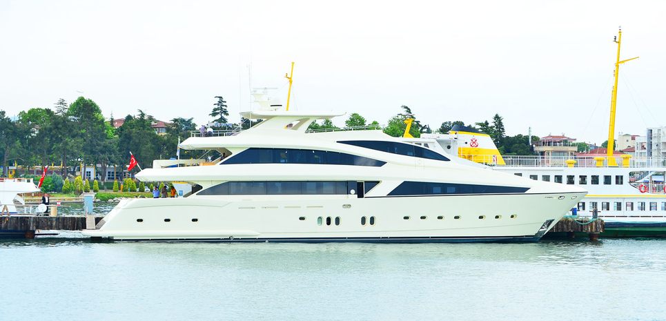Skylight Charter Yacht
