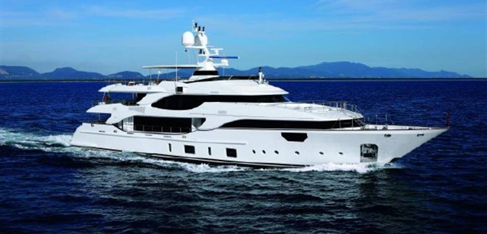 Lady MRD Charter Yacht