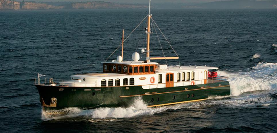 Parriwi Charter Yacht