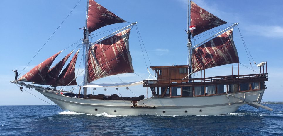 Nyaman Boat Charter Yacht